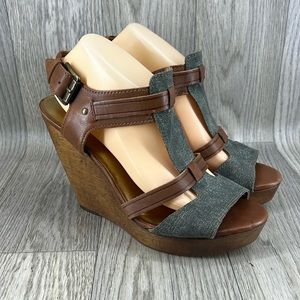 Cynthia Vincent Jemma Sandal with Wood Wedge